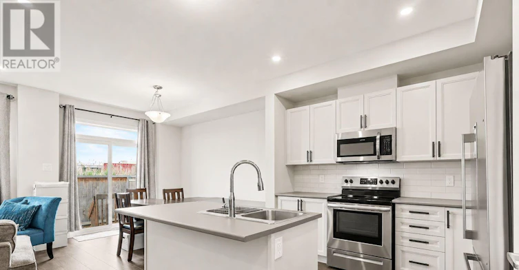 538 Prominence Way, Ottawa, ON, K4A 5L2 - 6