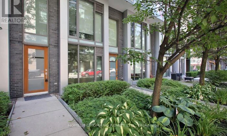 104-55 Stewart Street