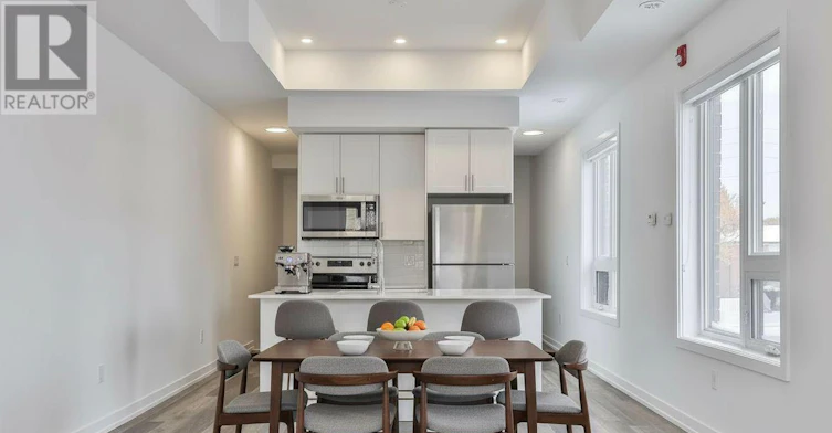 9 Vivian Road, Toronto, ON, M1M 0E4 - 5