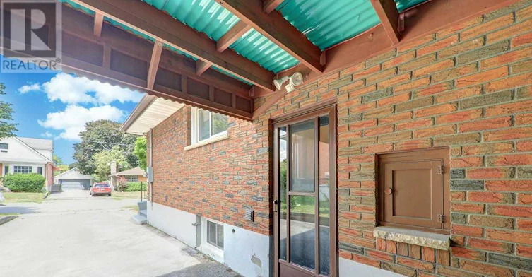 BSMT-501 Dunkirk Avenue, Oshawa, ON, L1H 3G8 - 3