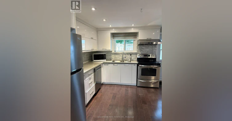 166 Newton Street, Newmarket, ON, L3Y 3K5 - 3