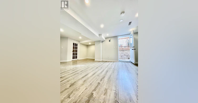BSMT-3 Teseo Court, Richmond Hill, ON, L4B 3H9