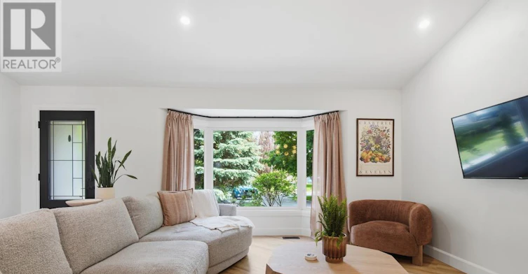 MAIN-21 Mcgill Place, London, ON, N5X 1W1 - 5