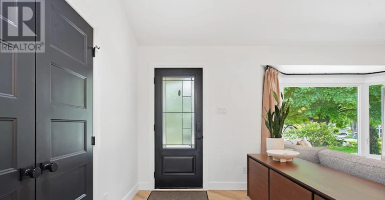 MAIN-21 Mcgill Place, London, ON, N5X 1W1 - 2