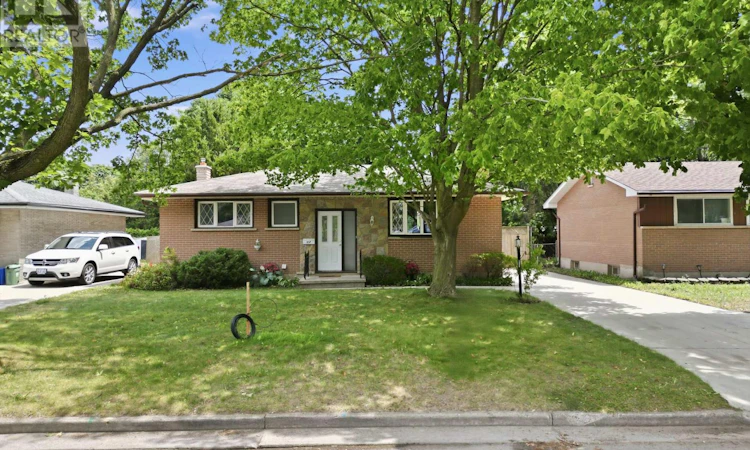 107 Aponi Crescent