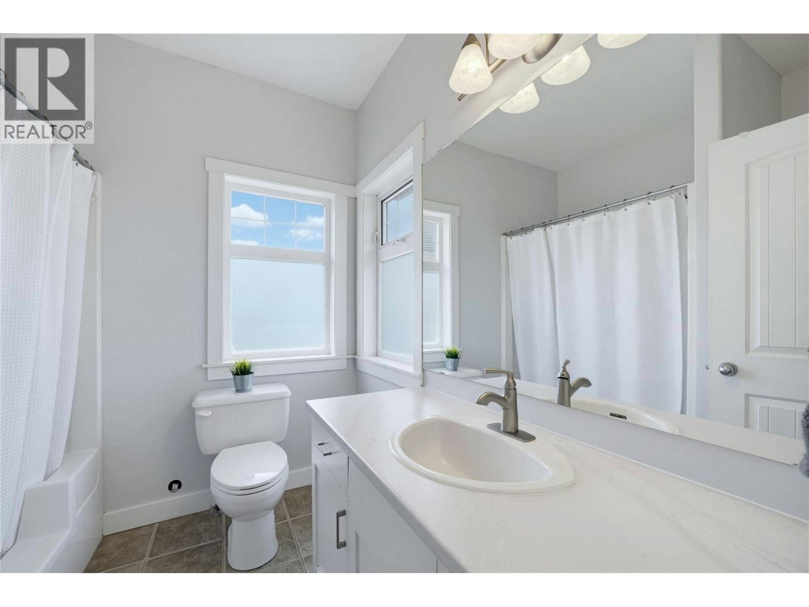 23-801 NE 20 Street, Salmon Arm, BC, V1E 2R7 - 14