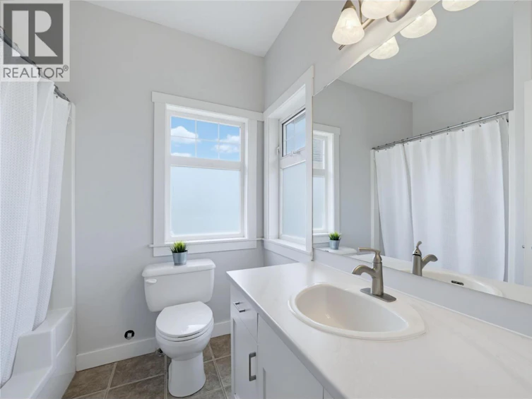 23-801 NE 20 Street, Salmon Arm, BC, V1E 2R7 - 14