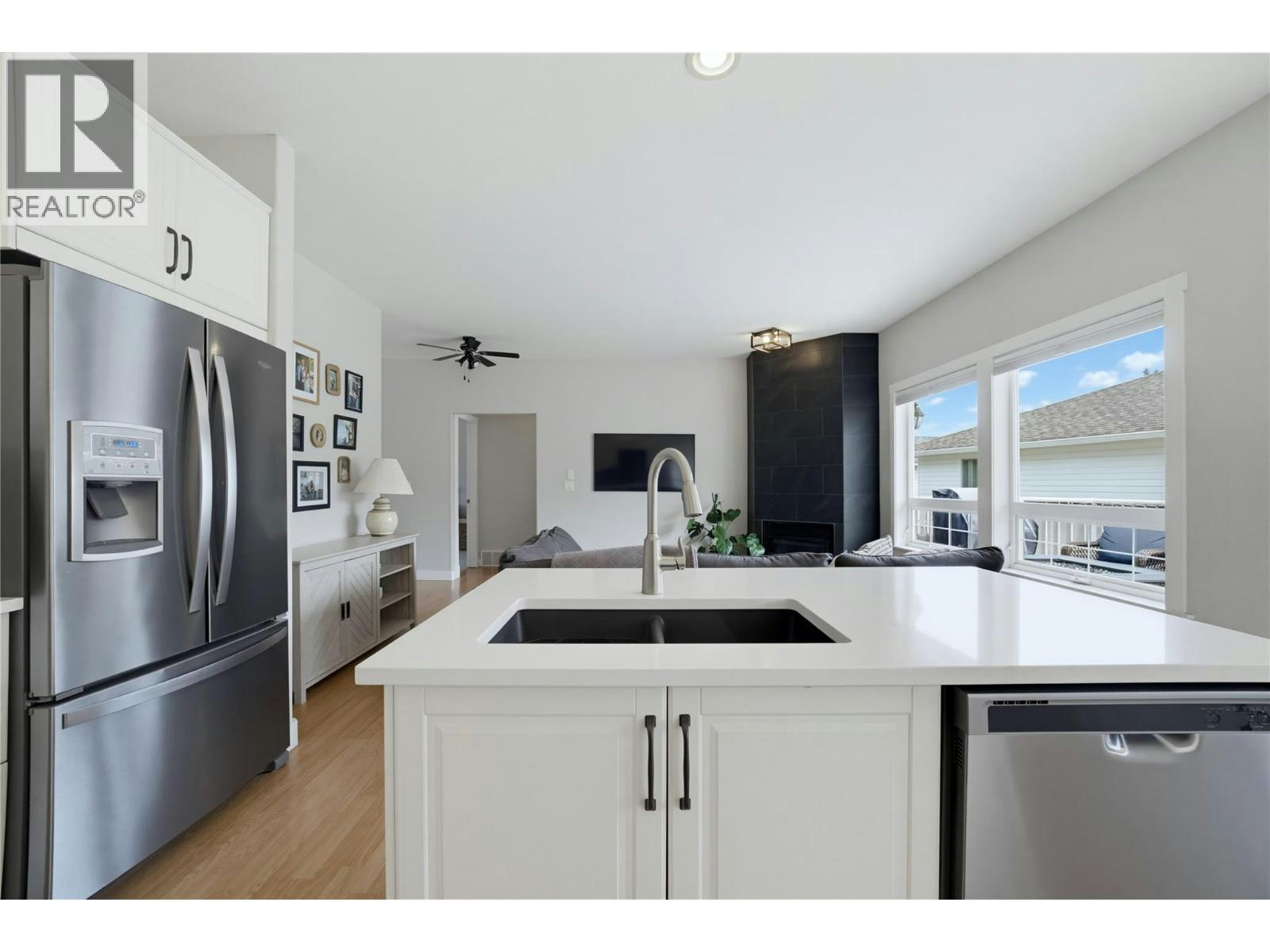 23-801 NE 20 Street, Salmon Arm, BC, V1E 2R7 - 24