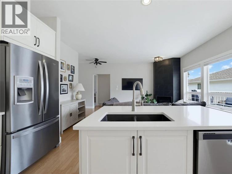 23-801 NE 20 Street, Salmon Arm, BC, V1E 2R7 - 24