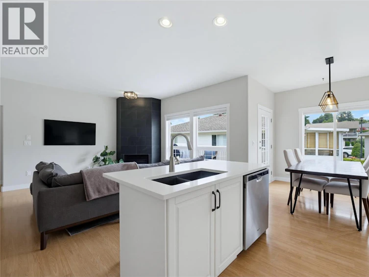 23-801 NE 20 Street, Salmon Arm, BC, V1E 2R7 - 23