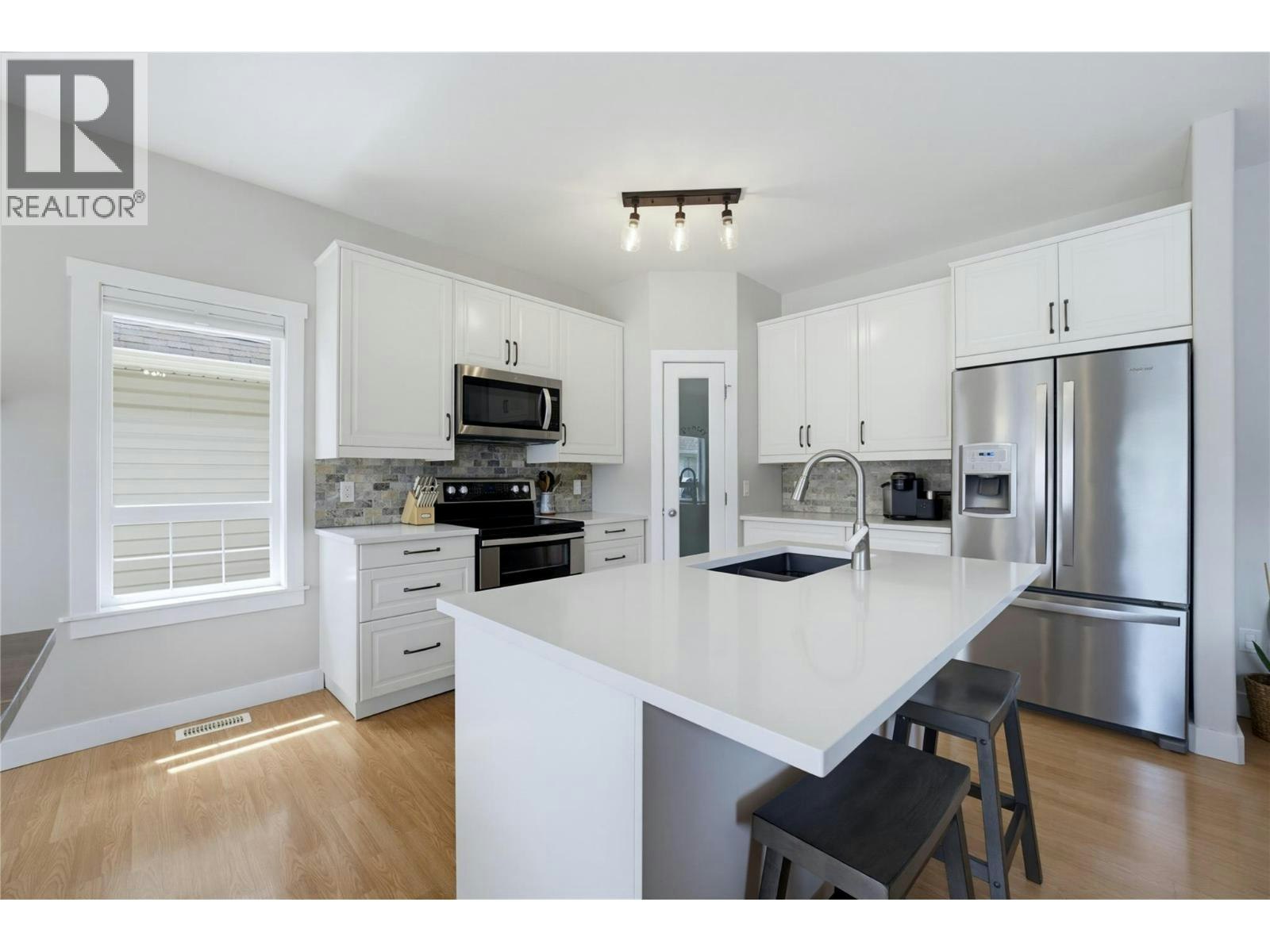 23-801 NE 20 Street, Salmon Arm, BC, V1E 2R7 - 28