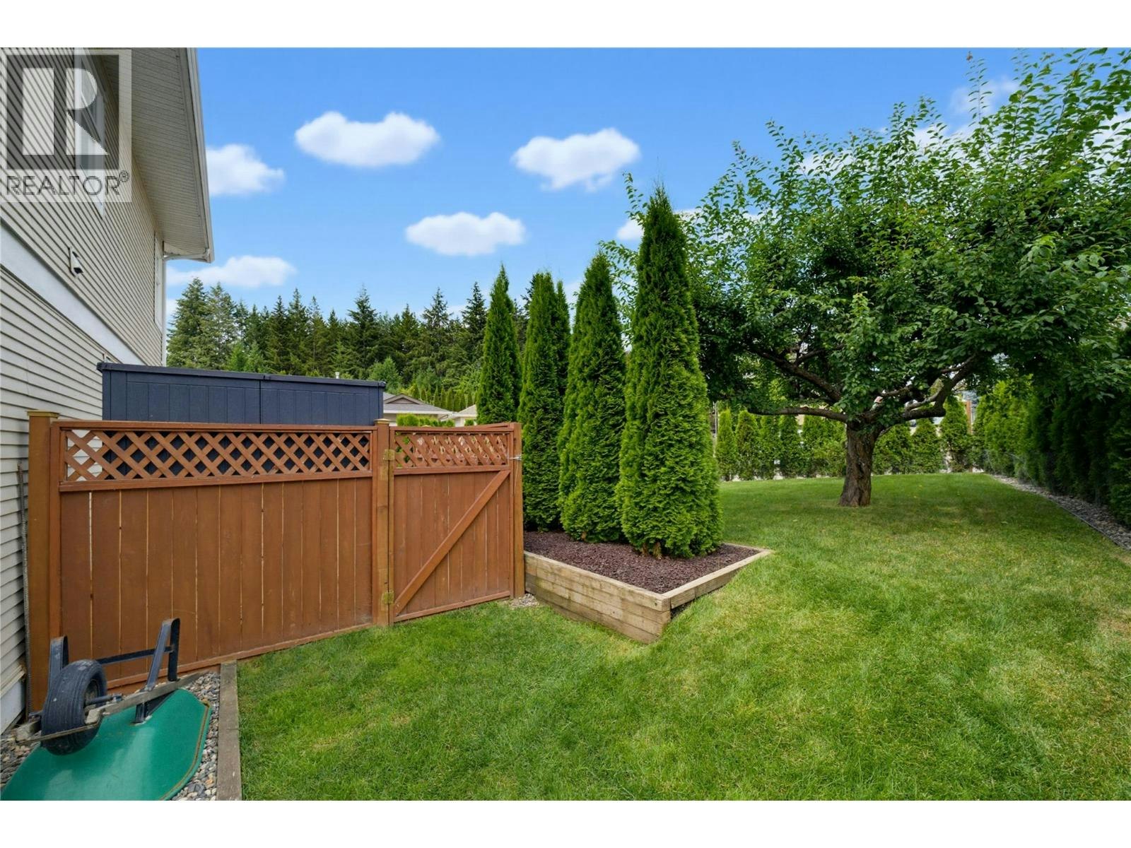 23-801 NE 20 Street, Salmon Arm, BC, V1E 2R7 - 39