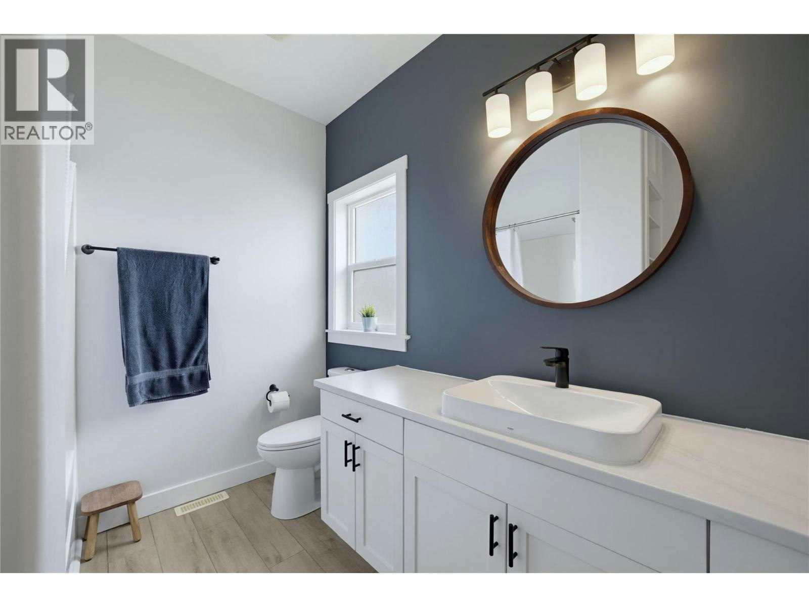 23-801 NE 20 Street, Salmon Arm, BC, V1E 2R7 - 17