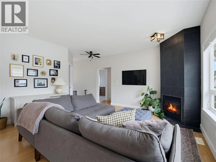 23-801 NE 20 Street, Salmon Arm, BC, V1E 2R7 - 21