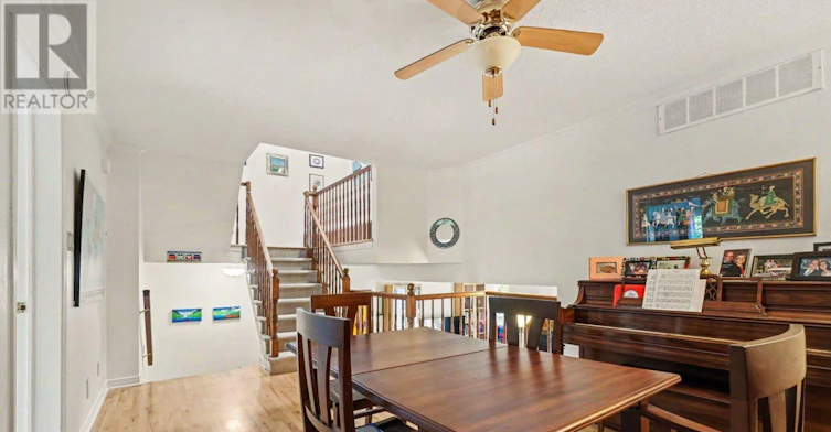 48 Dunbarton Court, Ottawa, ON, K1K 4L4 - 11