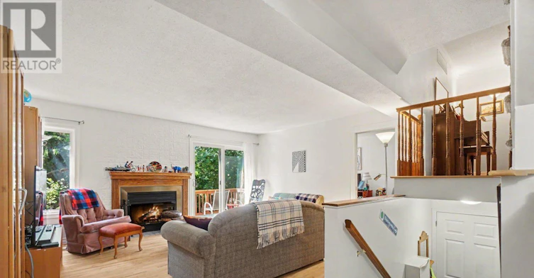 48 Dunbarton Court, Ottawa, ON, K1K 4L4 - 7