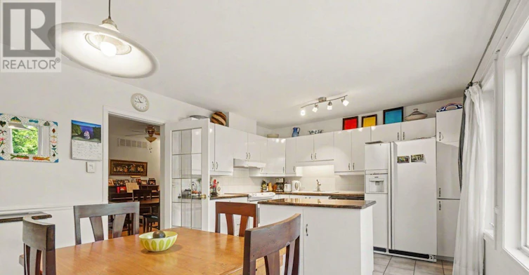 48 Dunbarton Court, Ottawa, ON, K1K 4L4 - 16
