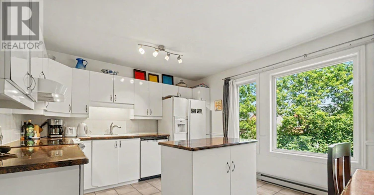 48 Dunbarton Court, Ottawa, ON, K1K 4L4 - 12