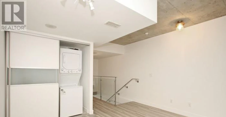 104-43 Stewart Street, Toronto, ON, M5V 2V1 - 14