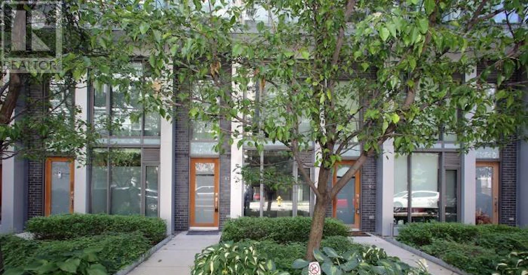 104-43 Stewart Street, Toronto, ON, M5V 2V1 - 2