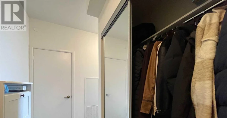 902W-27 Bathurst Street, Toronto, ON, M5V 2P1 - 3