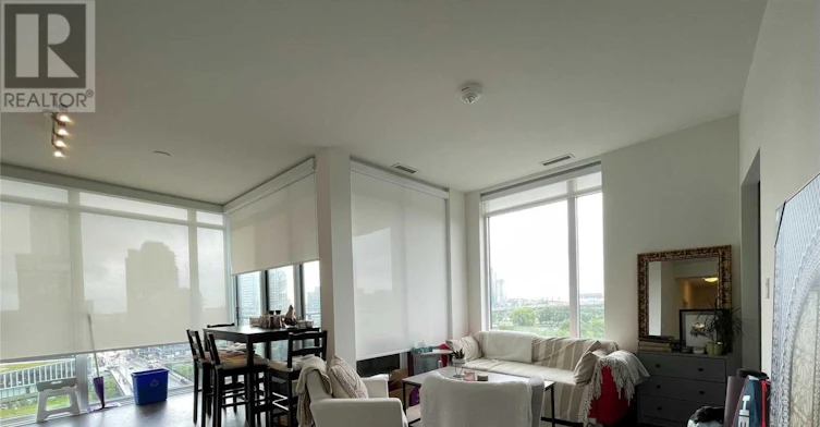 902W-27 Bathurst Street, Toronto, ON, M5V 2P1 - 9