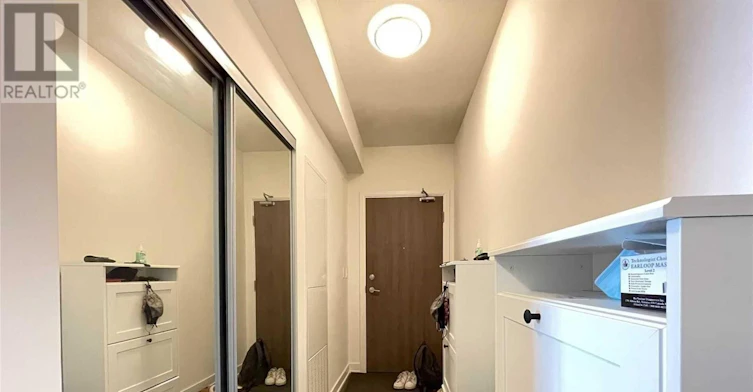 902W-27 Bathurst Street, Toronto, ON, M5V 2P1 - 2