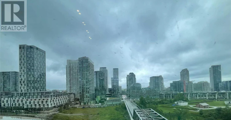 902W-27 Bathurst Street, Toronto, ON, M5V 2P1 - 16