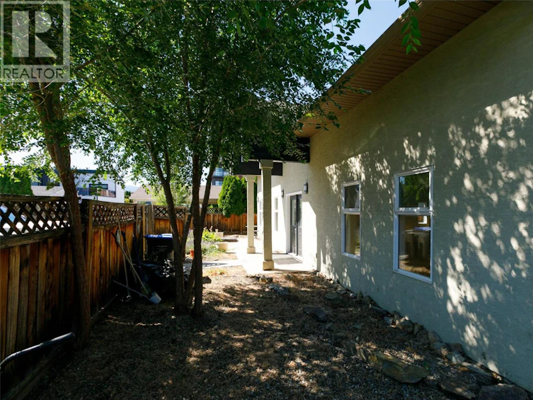 2929 Richter Street, Kelowna, BC, V1Y 2R8 - 27