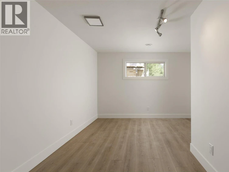 2929 Richter Street, Kelowna, BC, V1Y 2R8 - 12