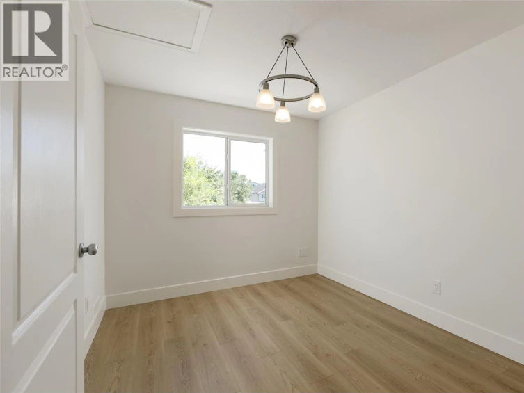 2929 Richter Street, Kelowna, BC, V1Y 2R8 - 15