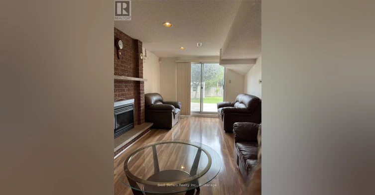 LOWER-2089 The Chase, Mississauga, ON, L5M 3B8
