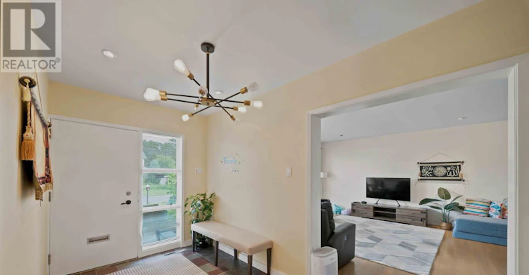 304 Roger Road, Ottawa, ON, K1H 5C4 - 5