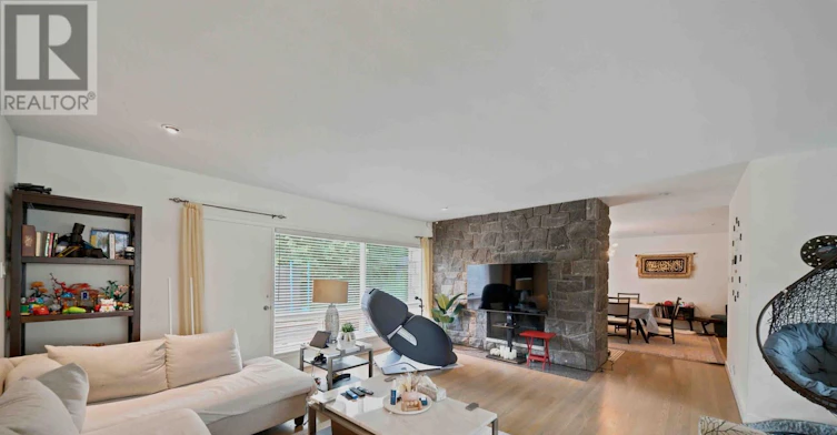 304 Roger Road, Ottawa, ON, K1H 5C4 - 8