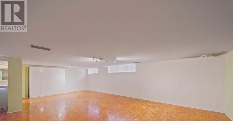 304 Roger Road, Ottawa, ON, K1H 5C4 - 35