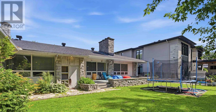 304 Roger Road, Ottawa, ON, K1H 5C4 - 44