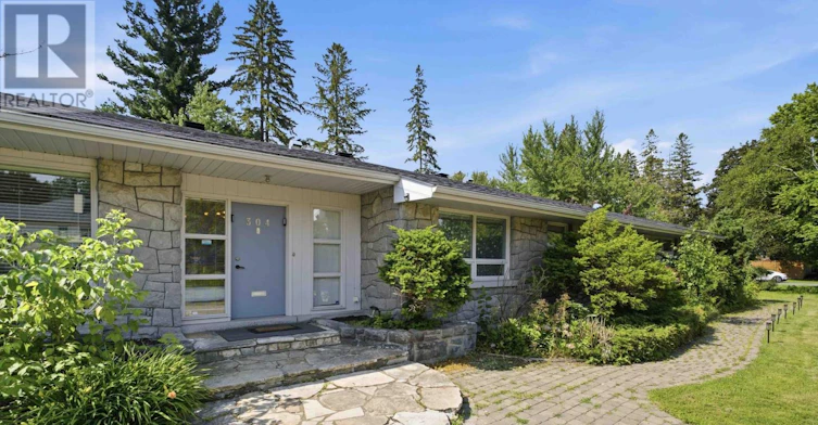 304 Roger Road, Ottawa, ON, K1H 5C4 - 47