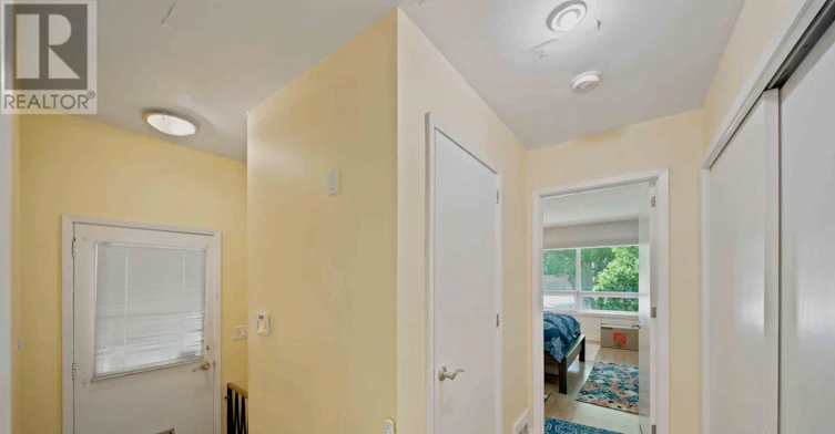 304 Roger Road, Ottawa, ON, K1H 5C4 - 28