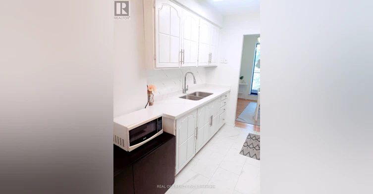 120-3740 Don Mills Road, Toronto, ON, M2H 3J2 - 3