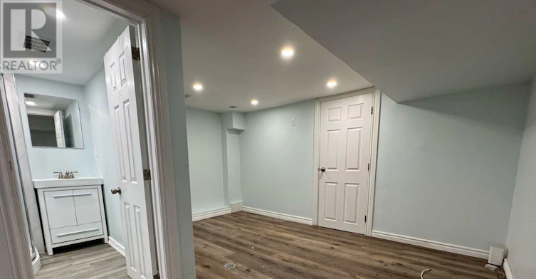LOWER-96 Hiawatha Road, Toronto, ON, M4L 2X8 - 5