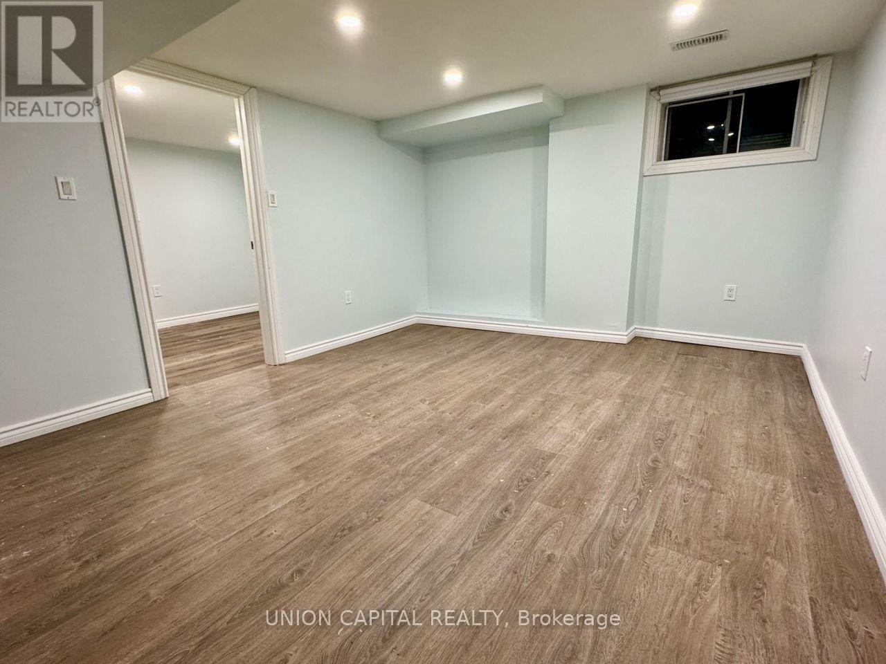 LOWER-96 Hiawatha Road, Toronto, ON, M4L 2X8 - 6