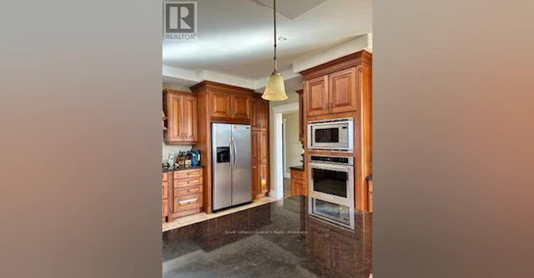 212 Snowbridge Way, Blue Mountains, ON, L9Y 0V1 - 8