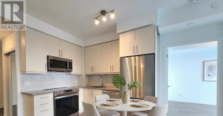 1407-95 Oneida Crescent, Richmond Hill, ON, L4B 0H5 - 2