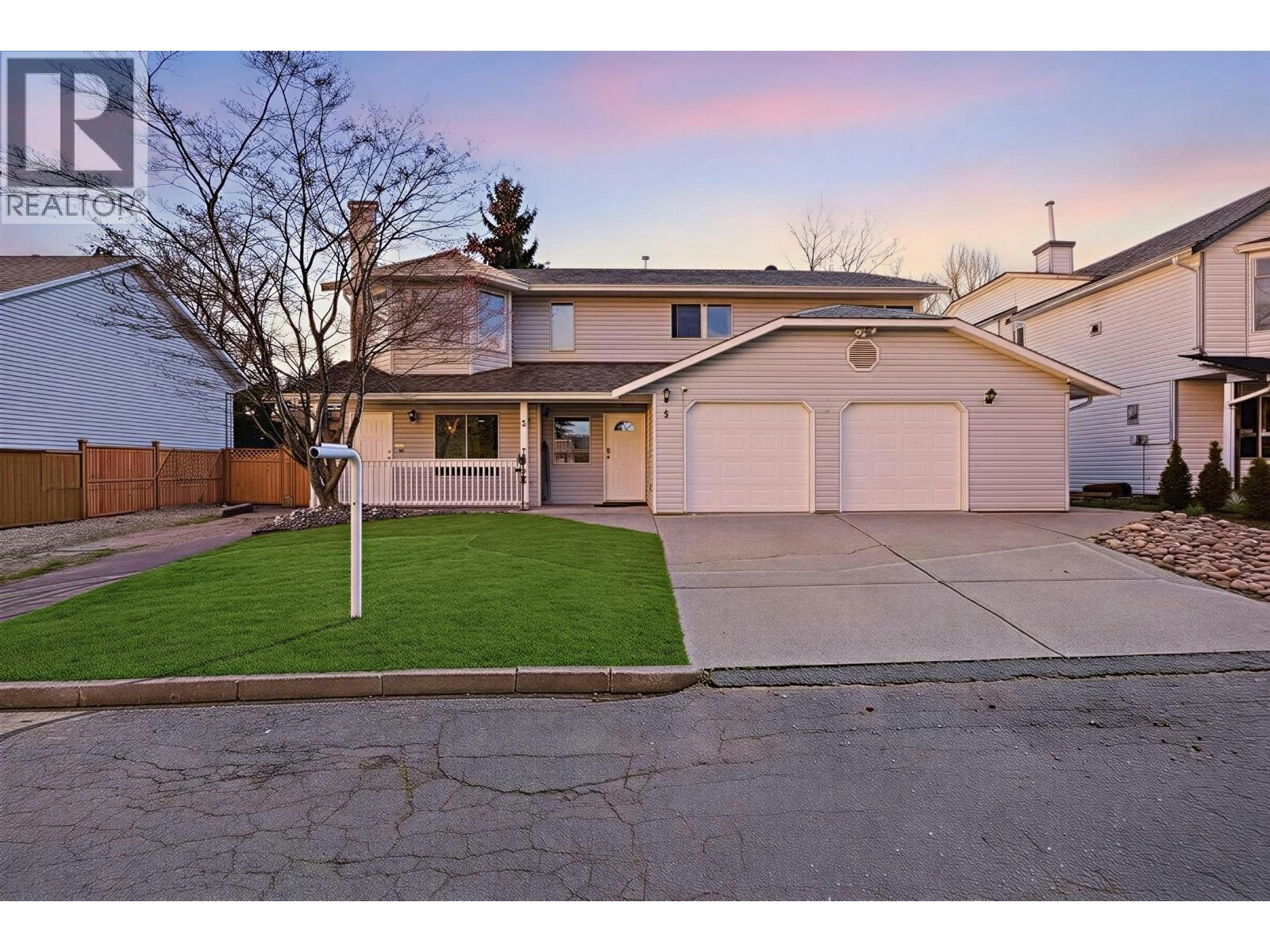 5-11954 Hawthorne Street, Maple Ridge, BC, V2X 6V4