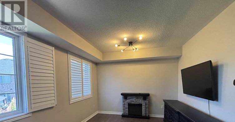 1374 Granrock Crescent, Mississauga, ON, L5V 0E1 - 4