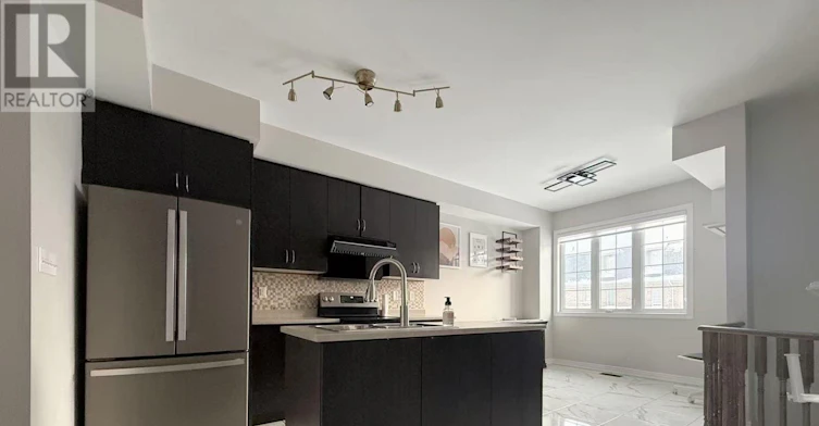 1374 Granrock Crescent, Mississauga, ON, L5V 0E1 - 3