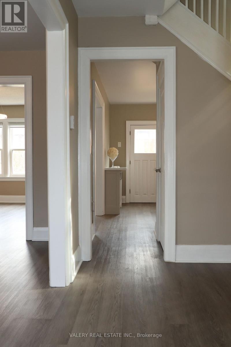 207 Oakwood Avenue, Toronto, ON, M6E 2V3 - 17