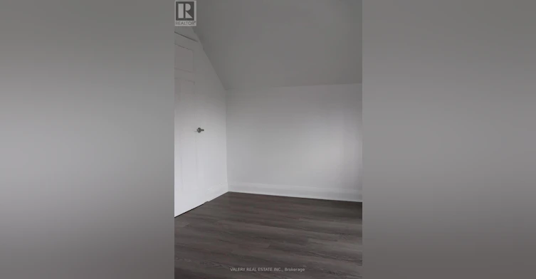 207 Oakwood Avenue, Toronto, ON, M6E 2V3 - 34