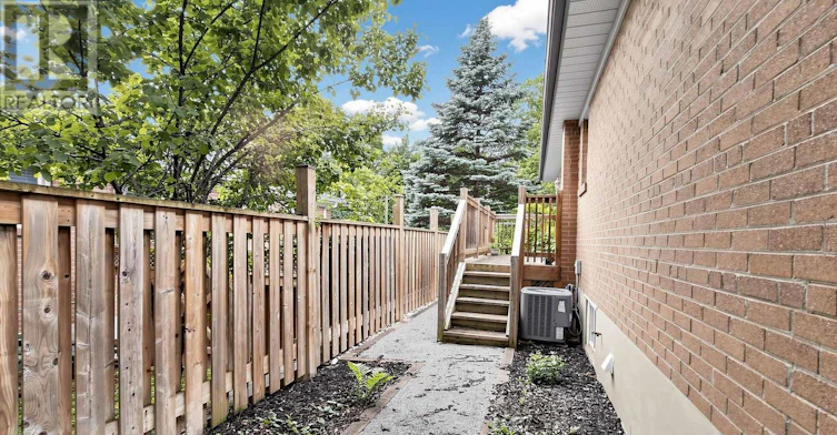 49 Bayview Parkway, Newmarket, ON, L3Y 3W2 - 33