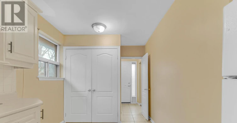 UPPER-40 Bellbury Crescent, Toronto, ON, M2J 2J8 - 12